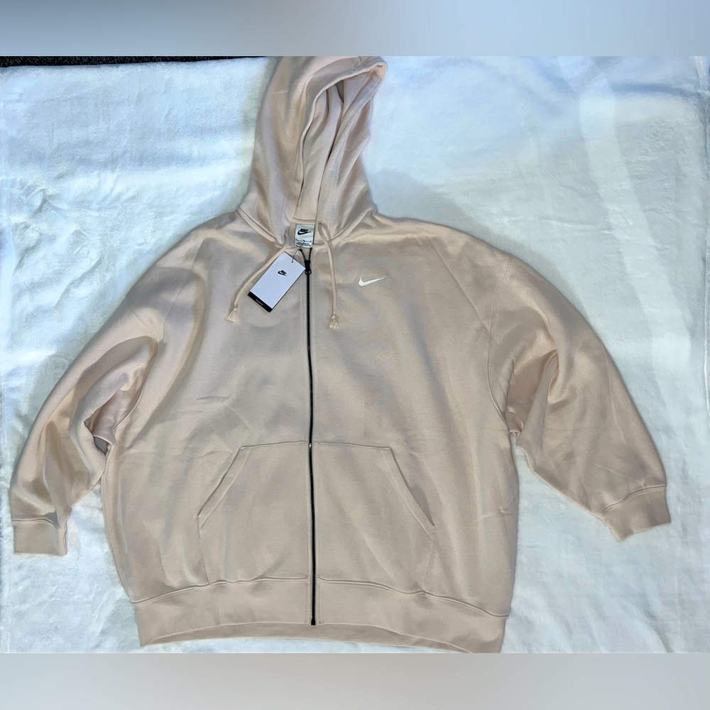 Gray NIKE sweater for women